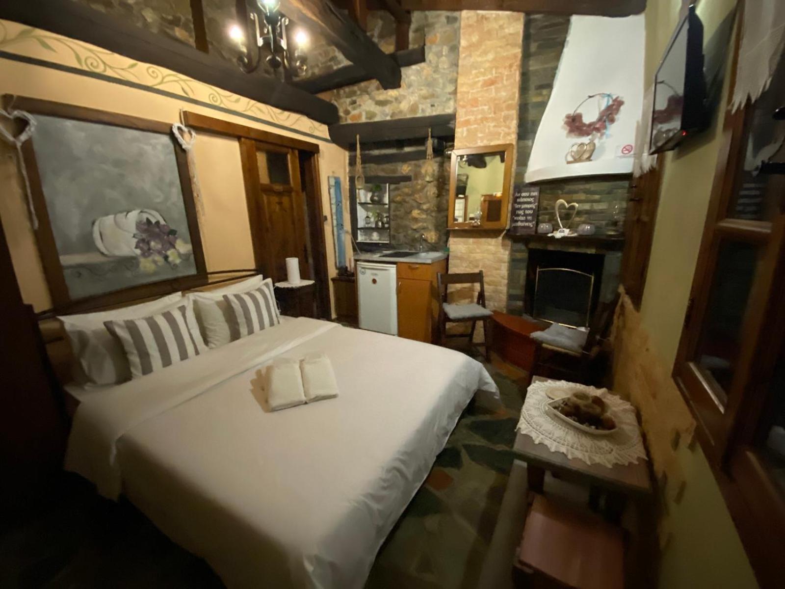 Traditional Guesthouse Erato Palaios Panteleimonas Luaran gambar
