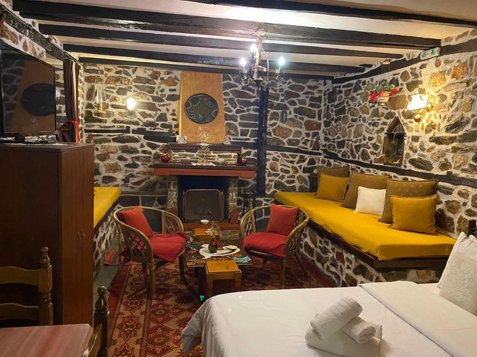 Traditional Guesthouse Erato Palaios Panteleimonas Luaran gambar