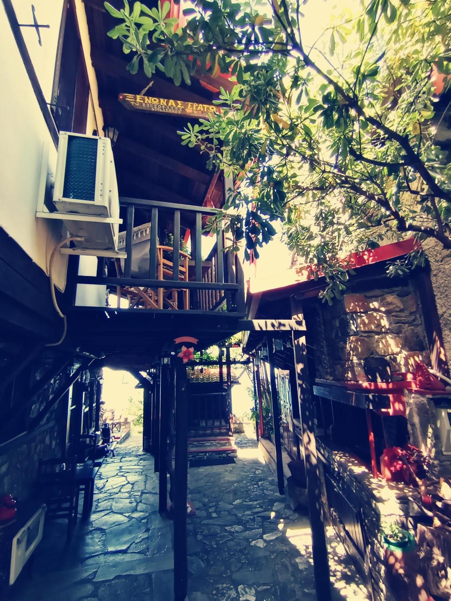 Traditional Guesthouse Erato Palaios Panteleimonas Bilik gambar