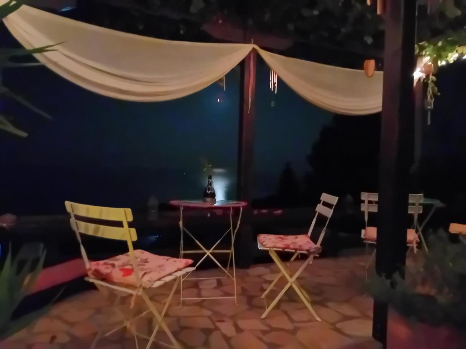 Traditional Guesthouse Erato Palaios Panteleimonas Bilik gambar